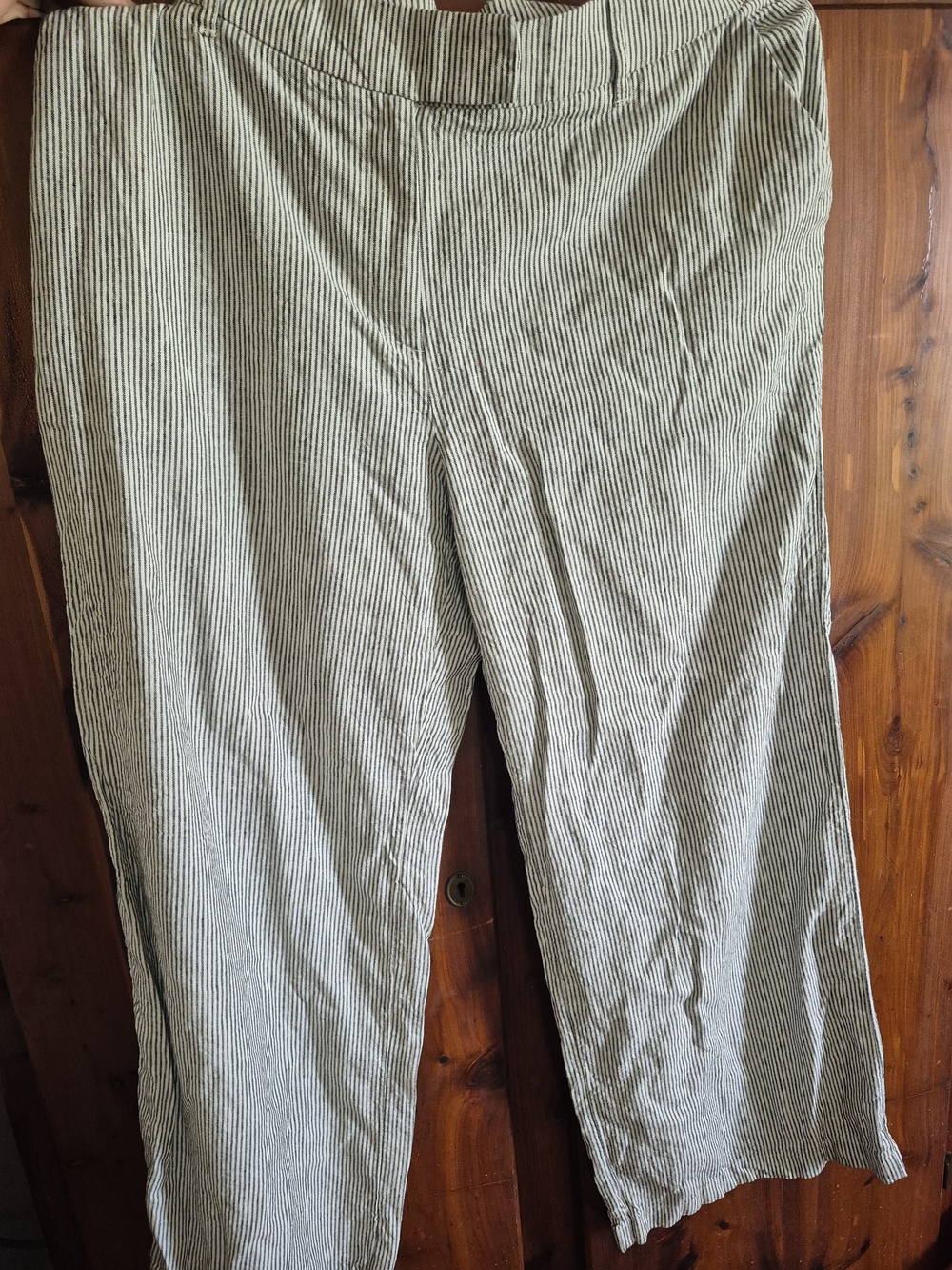 Women's Lightweight Striped Trousers - Gray/White